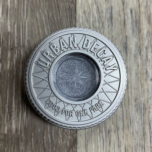 Urban Decay eyeshadow, Strip. - Picture 3 of 5